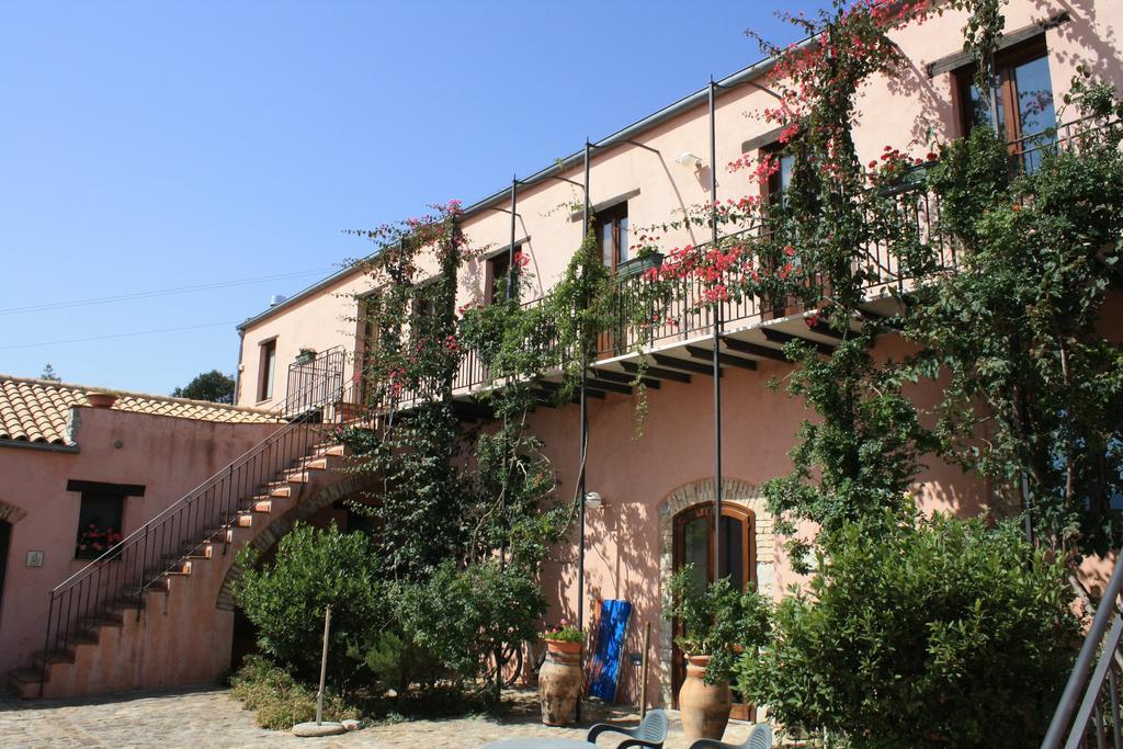 Agriturismo Case Tabarani Collesano 외부 사진