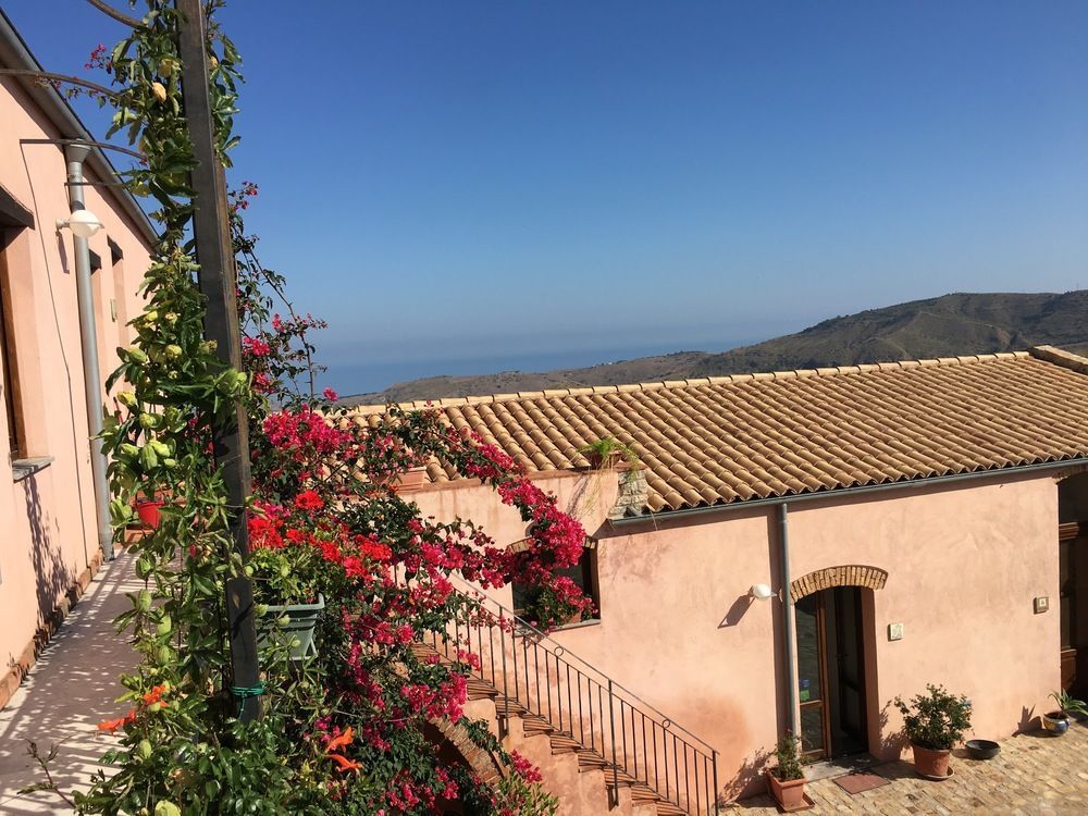 Agriturismo Case Tabarani Collesano 외부 사진
